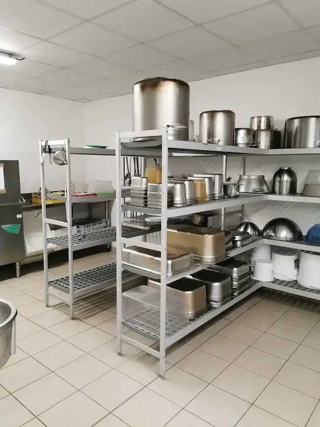 plonge de la cuisine